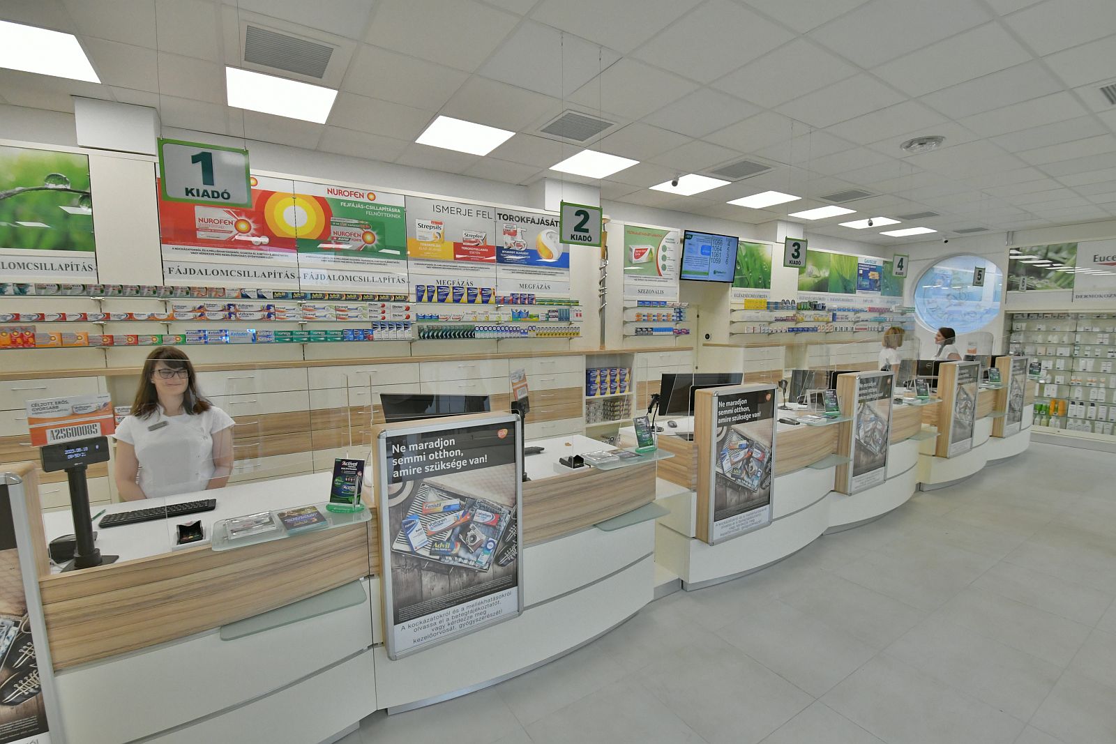 Felújítás után ismét a József Attila utcai gyógyszertár látja el az ügyeletet